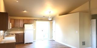 Great Location! 3 Bedroom Home in SW Bend! Gallery 4