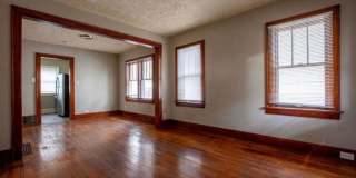 Beautiful 4 bed, 2 bath home for rent in the heart of Omaha! Gallery 23