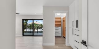 294 Saint Thomas Avenue Gallery 24