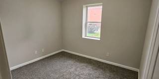 Large 2 bedroom house Gallery 11