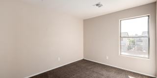 12547 W Medlock Drive Gallery 32