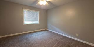 Gorgeous Corner lot Home for Rent! Gallery 14