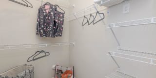 Riverstone Apartments at Long Shoals Gallery 16