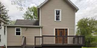 3 Bed Home with Hardwood Floors & Rear Deck – $1,495/mo Gallery 1