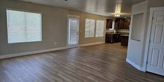 Beautiful 4 Bedroom Home Gallery 12