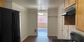 Three-Bedroom home with large backyard Gallery 4