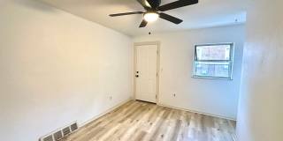 Updated 2 Bed, 1 Bath Home - Convenient Location, Walkable Neighborhood - Available 3/15! Gallery 4