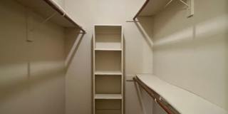 Hyde Park Oaks 106 - 1 Bed 1 Bath Gallery 11