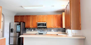 Beautiful Mirror Lake Home for Rent! Beautiful Mirror Lake Home for Rent! Gallery 8