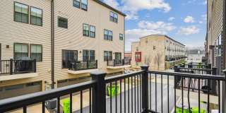 2824 LEWIS Avenue Gallery 29