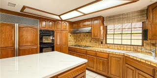 528 W Winnie Gallery 11