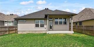 2004 Theresa Drive Gallery 10