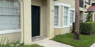 1708 Belmont Gallery 1