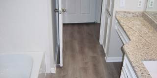 201 Ellwood St unit: 205 Gallery 15