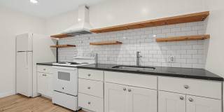 Charming 2BR Duplex in Long Beach Charming 2BR Duplex in Long Beach Gallery 1