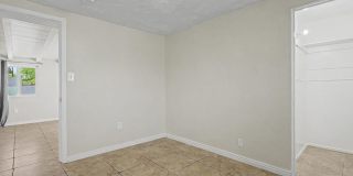 2 Bedroom 1 Bathroom Gallery 20