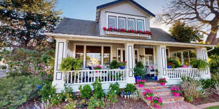 A Timeless Coronado Beach Cottage Gallery 1