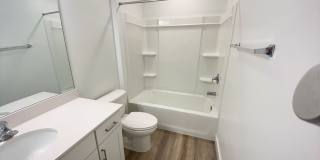Modern 4 Bedroom Townhome in Cedar City. Pet Friendly! Gallery 12