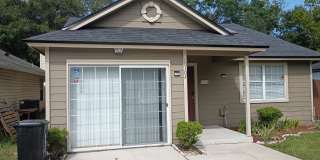 10102 Geni Hill Circle South Gallery 1