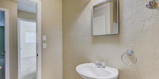 Charming 2-Bedroom Home with Spacious Backyard & Great Location Gallery 10