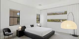 47 Pristine Glen Street Gallery 40