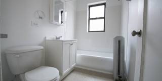 7914 S Hermitage Auburn Gresham Apartments Gallery 2