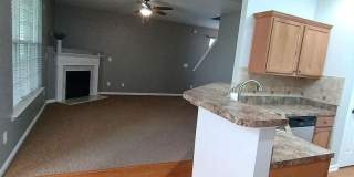 Sought After Riverwood Townhome! Gallery 19