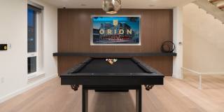 Orion Gallery 18