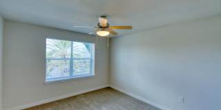 Lofts at Monroe Gallery 12