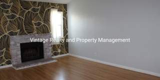 Ready To Go! Very Nice 2 bedroom Condo!!! Gallery 4