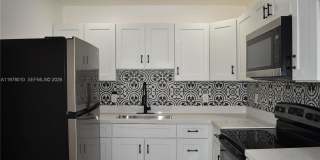 900 Northwest 8th Avenue Gallery 3