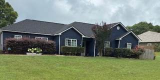 Coming Soon in Fort Mitchell – Pet-Friendly 4BR with 2-Car Garage Gallery 1