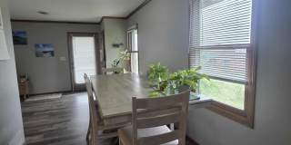 Charming 1 Bed / 1 Bath Duplex – Well-Maintained & Move-In Ready! Gallery 10