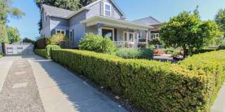 4 Bedroom House with HUGE Backyard on Historic Buchon St. Near Downtown SLO Gallery 1