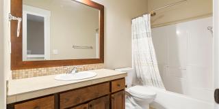 Excellent Condition Three Bedroom + Office, Fenced Backyard, Central AC Gallery 19