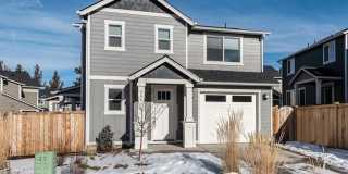 Well maintained home in SE Bend with AC! Gallery 1