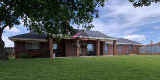 Spacious 4 bedroom home! Gallery 5