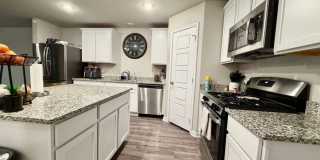 Like-New 4 Bedroom Home in Growing Community – Move-In Ready! Gallery 8