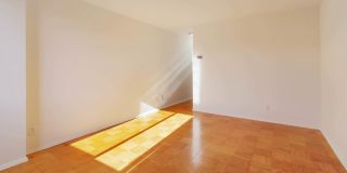 3003 Van Ness Gallery 71