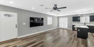 2509 E. Broadway Rd #4 Phoenix, AZ 85040 Gallery 1