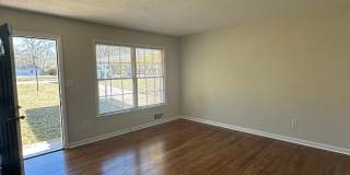 3 bedroom home near Wire Park Gallery 6