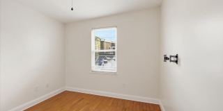 2653 S 6TH Street Gallery 13
