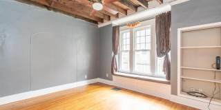 2158 Indiana Avenue Gallery 8