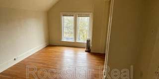 924 S Maple St -7 Gallery 4