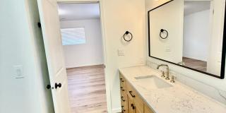 Remodeled 3-BR Home in Bloomington Gallery 16