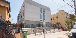 2341 Sherdian Street Gallery 25