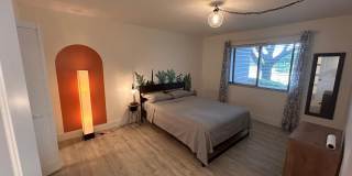 2733 S Oakland Forest Drive Gallery 12