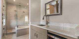 826 NW 8th St Gallery 14