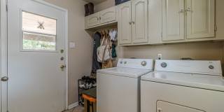 324 Craddock Avenue Gallery 16