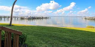 4540 NE Sandpebble Trace Gallery 1